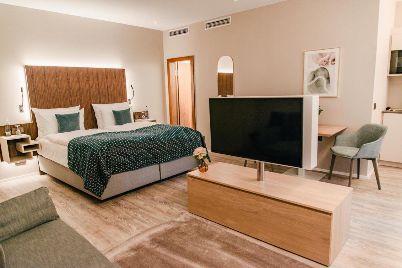 Hotel Maximilian & 4*